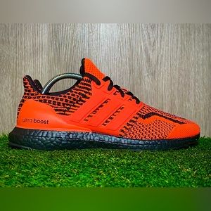 adidas Ultra Boost 5.0 DNA Solar Red Men’s Size 8.5